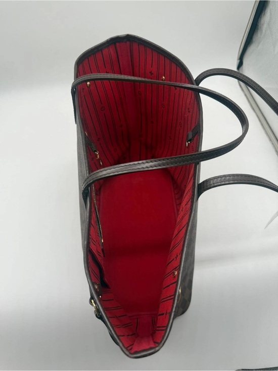 Louis Vuitton Handbags - mm Neverful
